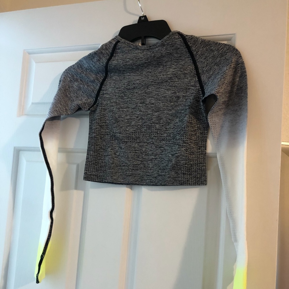 Cropped workout top